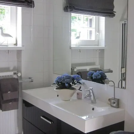 Garden * הוכנשוואנד